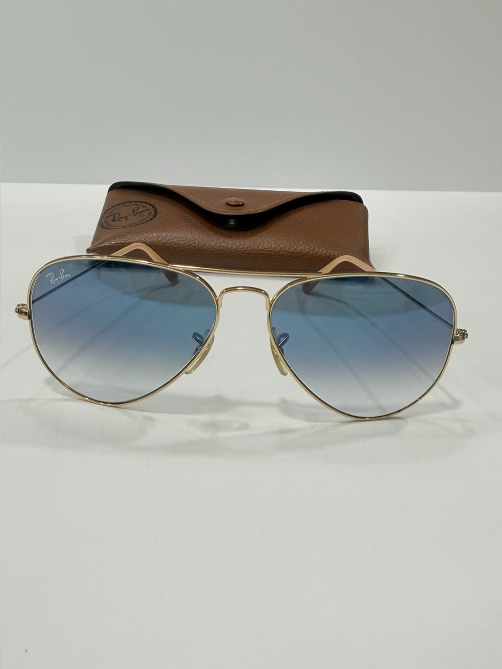 Unisex Ray-Ban Gold Frame Sunglasses with Blue Gradient Lenses and Brown Case
